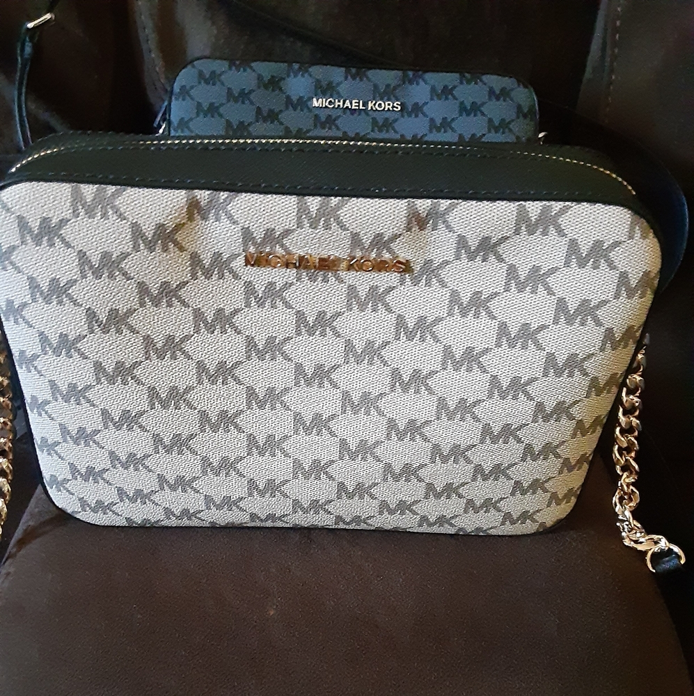Michael kors handbag